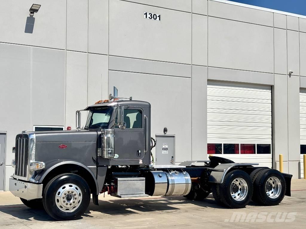 Peterbilt 389 中古トラクターヘッド | トレーラーヘッド