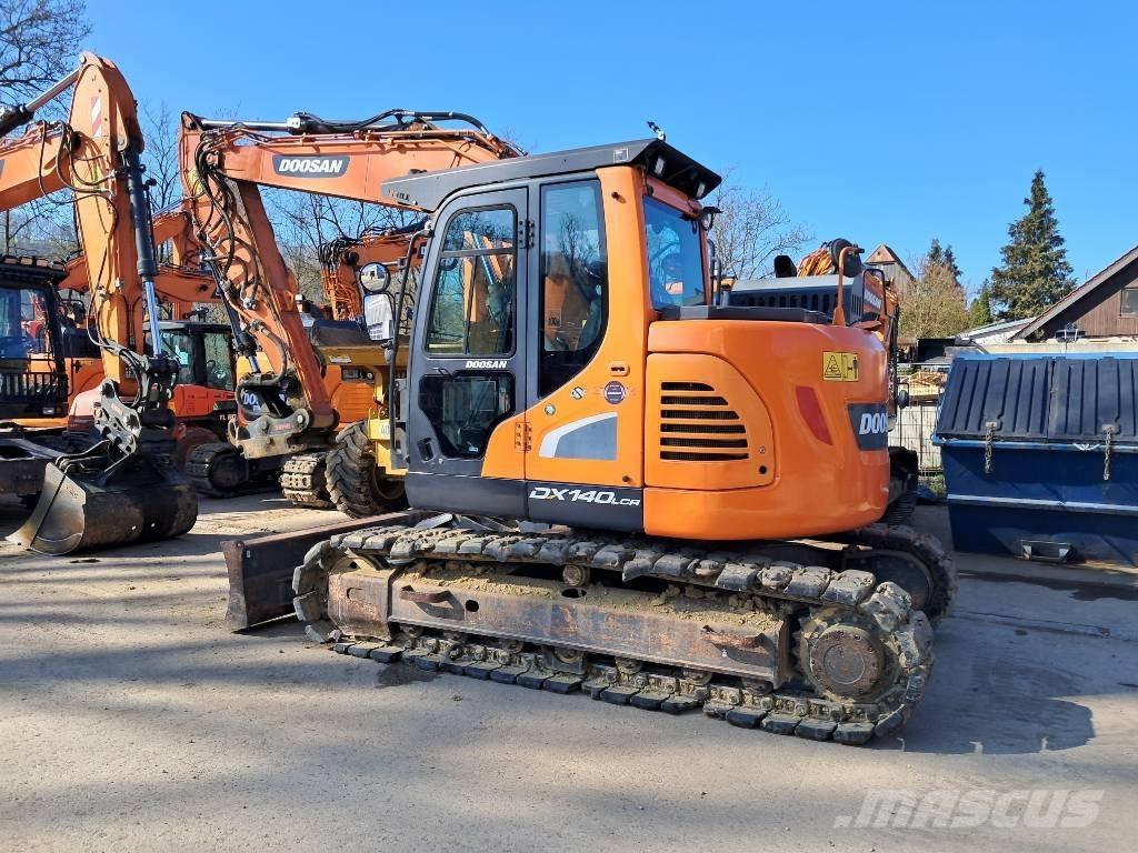 Doosan DX 140 LCR-5 大型油圧ショベル12t以上（パワーショベル・ユンボ）