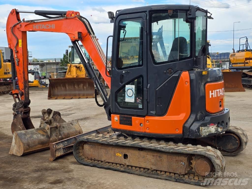 Hitachi ZX55U-5A CLR ミニ油圧ショベル 7t以下（ミニユンボ・ミニディガー）