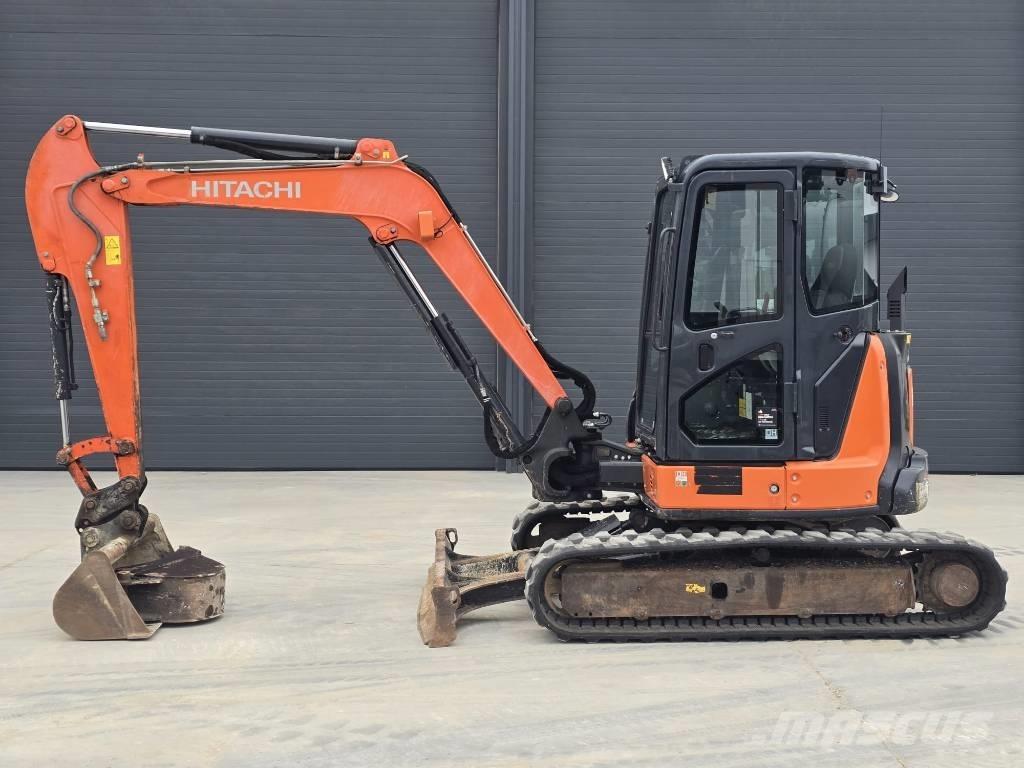 Hitachi ZX55U-5A CLR ミニ油圧ショベル 7t以下（ミニユンボ・ミニディガー）