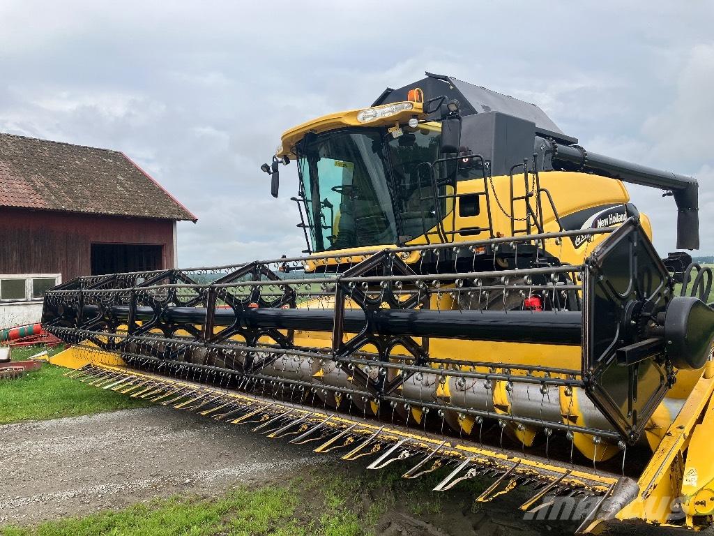 New Holland CR 980 コンバイン