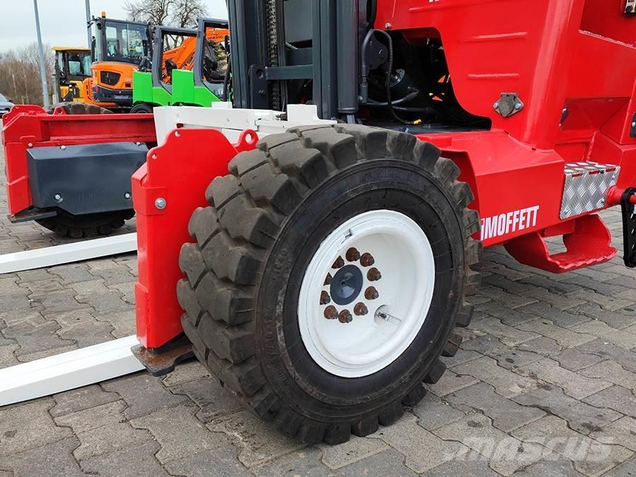 Moffett M5 20.3 トラック積載用フォークリフト