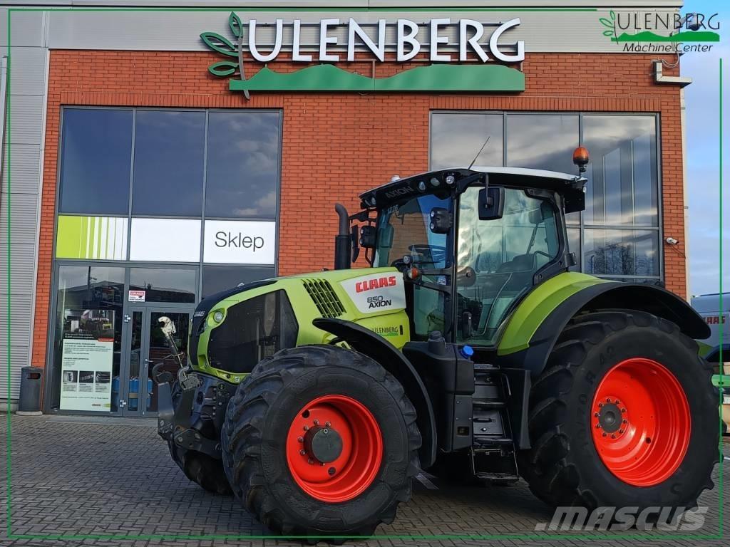 CLAAS Axion 850 トラクター