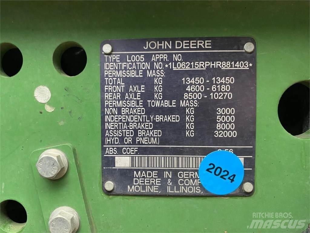 John Deere 6215R トラクター