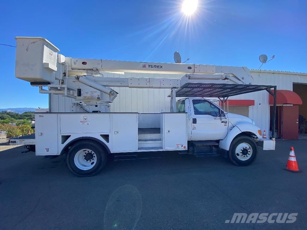 Ford F 750 SD トラック高所作業車