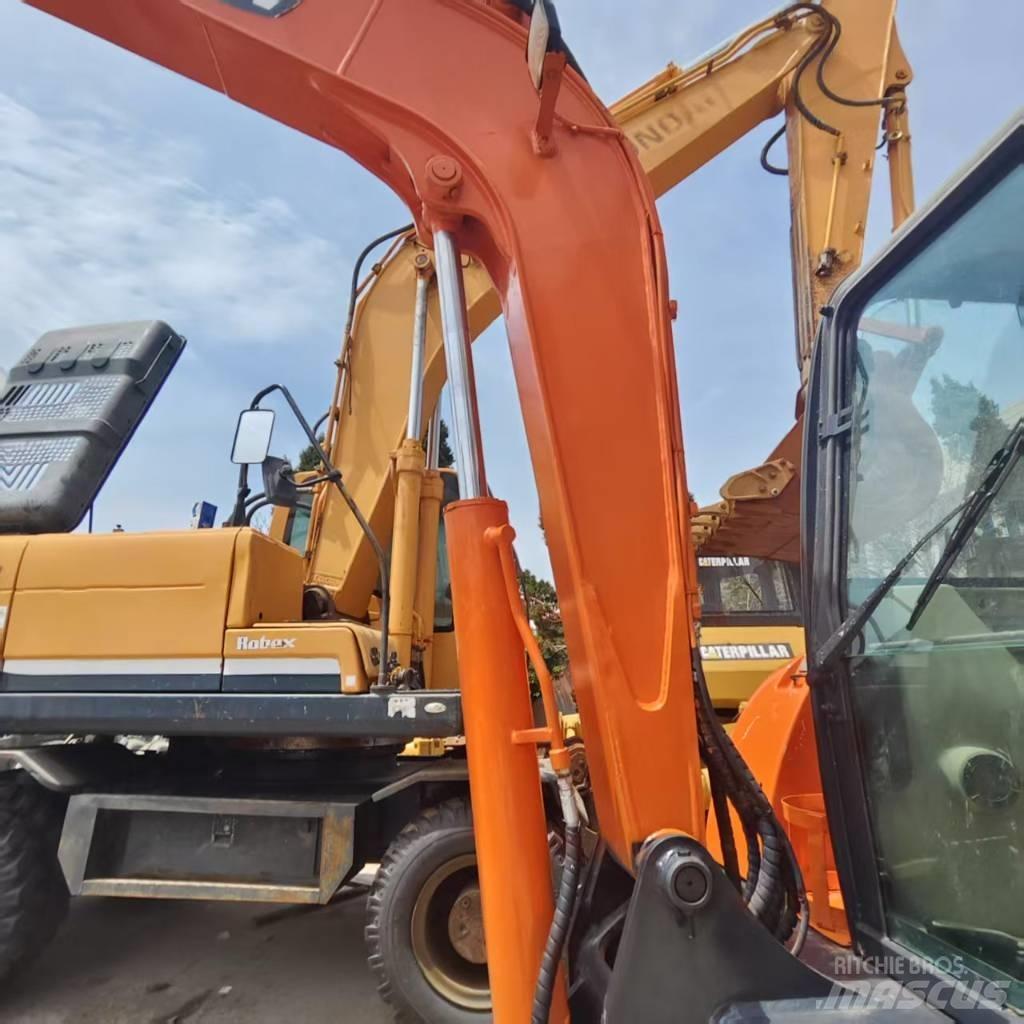 Doosan DH 60 ミニ油圧ショベル 7t以下（ミニユンボ・ミニディガー）