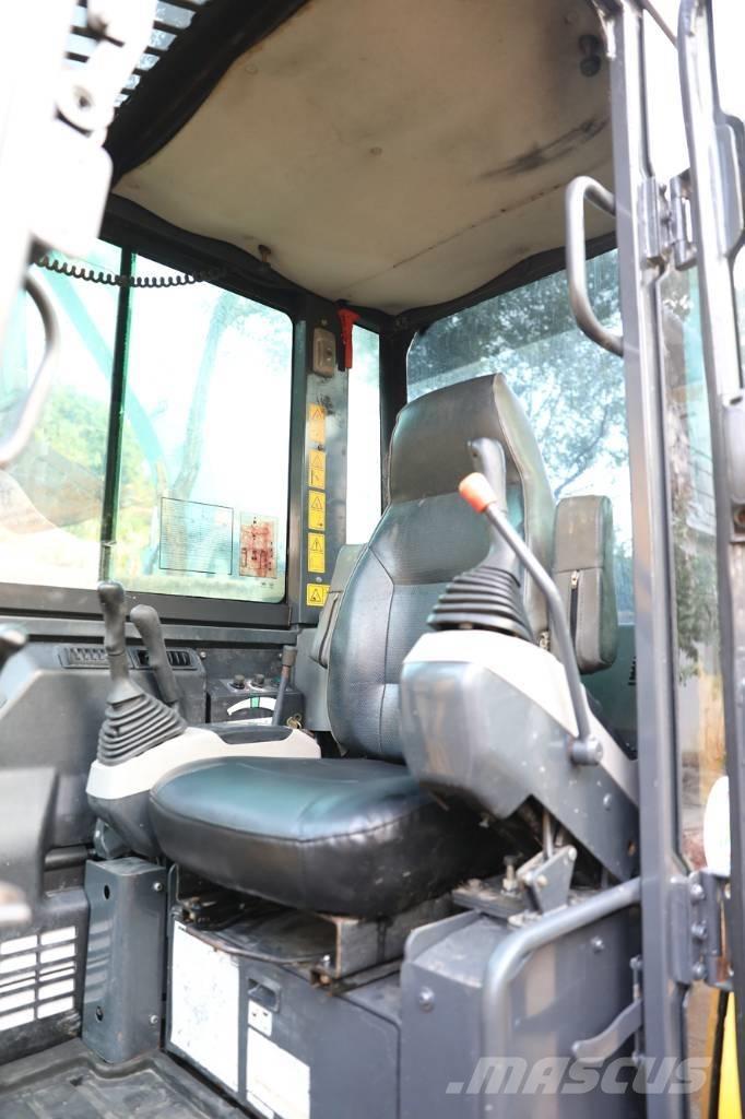 Komatsu PC 56-7 ミニ油圧ショベル 7t以下（ミニユンボ・ミニディガー）