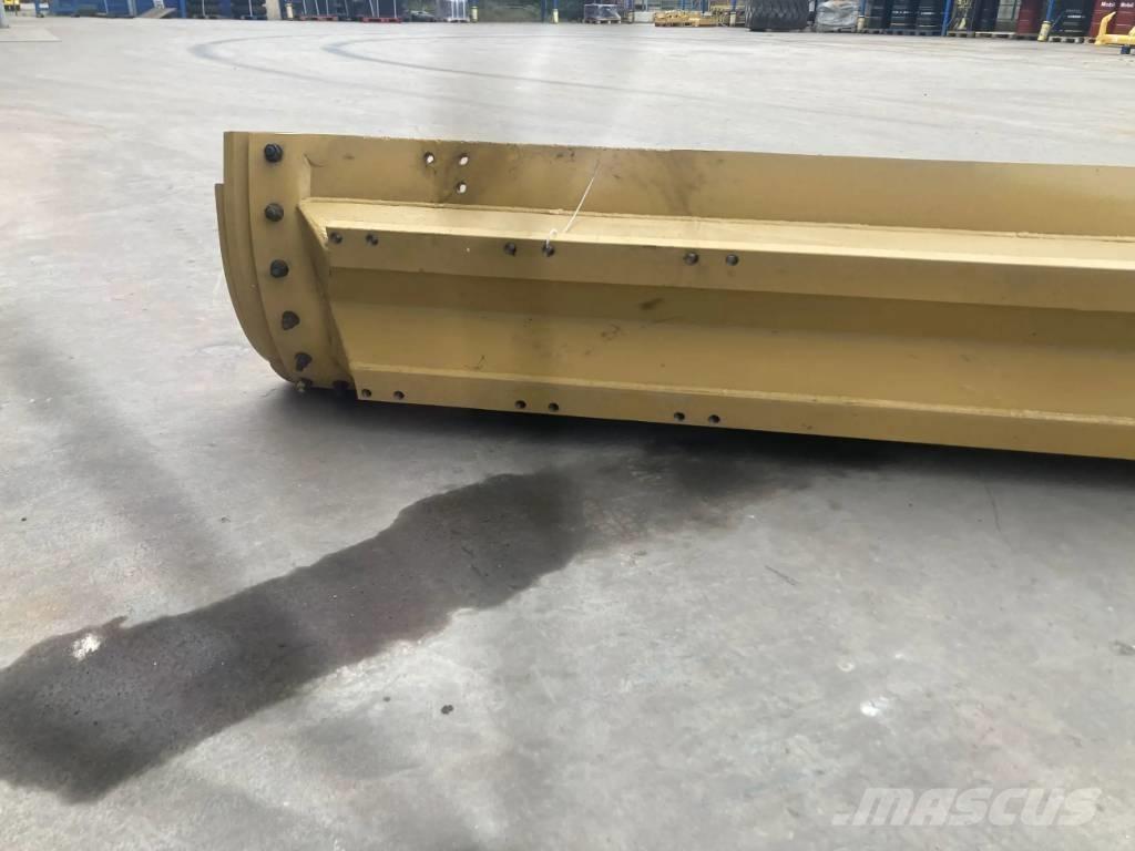 CAT 160M3 Moldboard ブレード