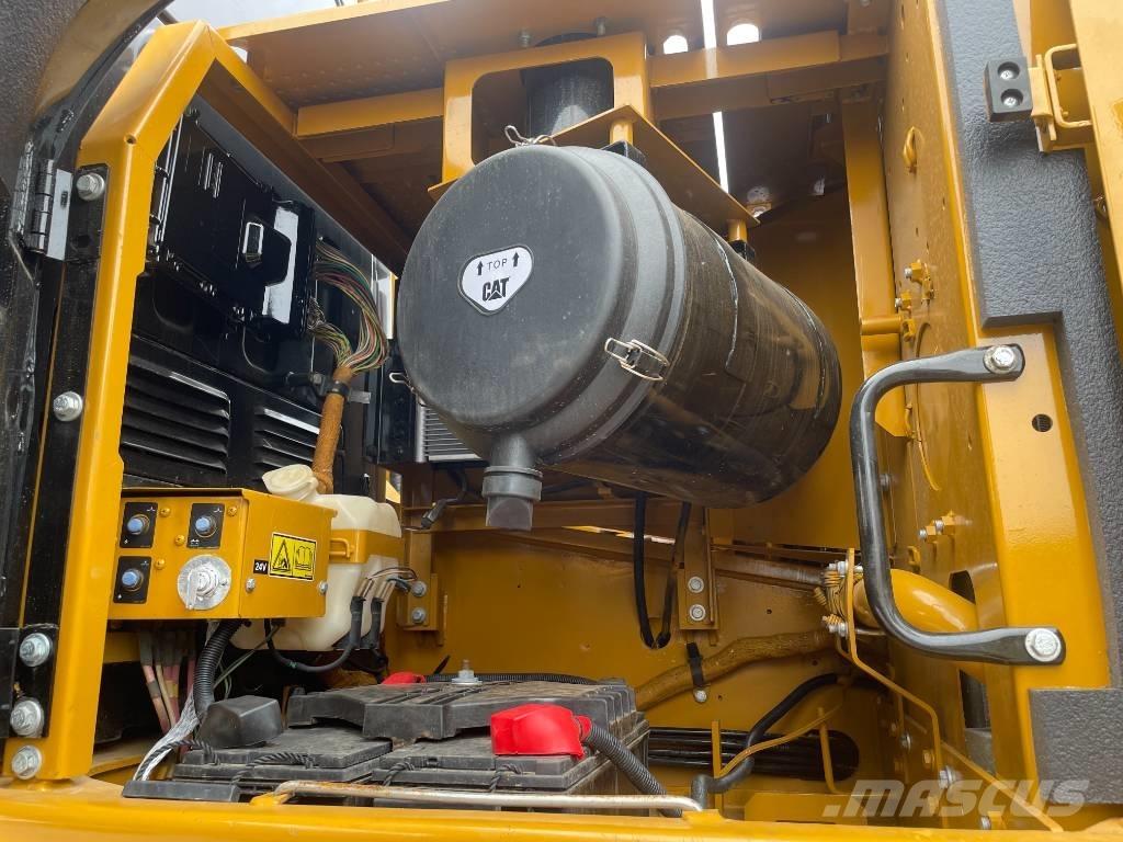 CAT 336D2 大型油圧ショベル12t以上（パワーショベル・ユンボ）