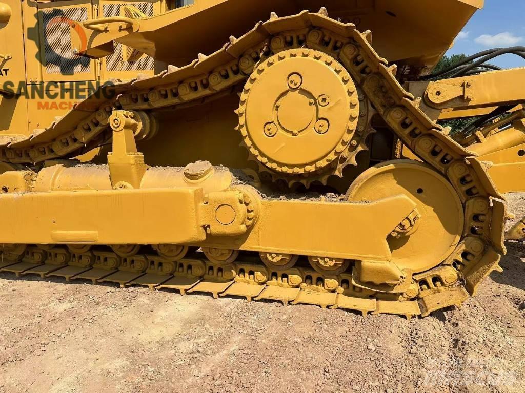 CAT D 8 R ブルドーザー
