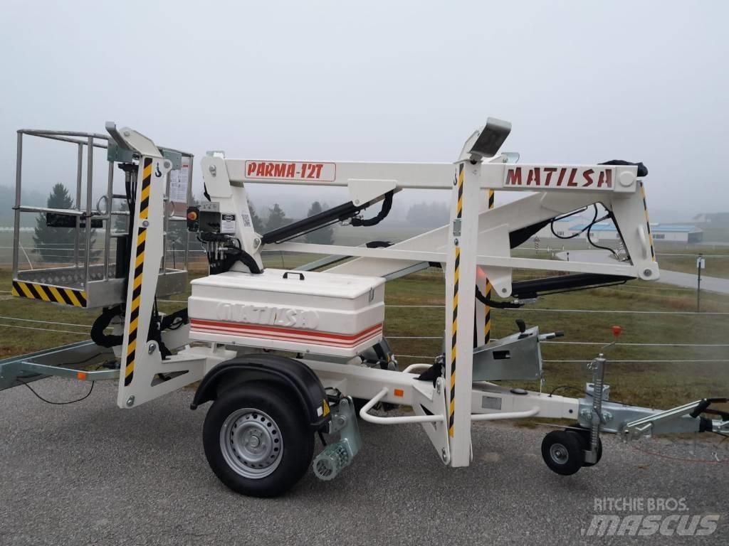 Matilsa Parma 12 T 高所作業台付トレーラー