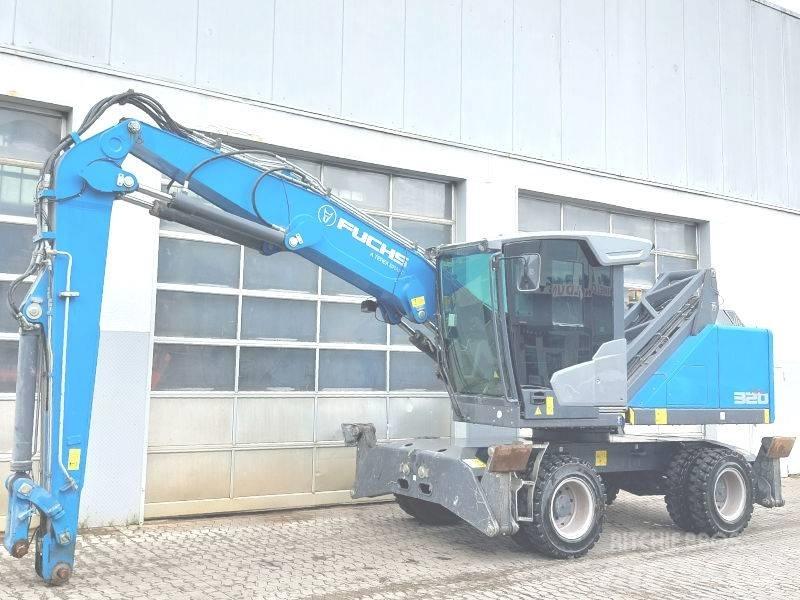 Fuchs MHL 320 F 廃棄物／工業産廃処理機