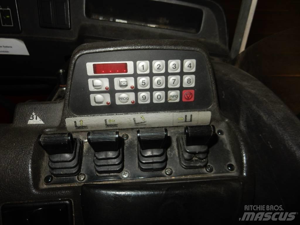 Toyota BT RRB 1 リーチフォークリフト