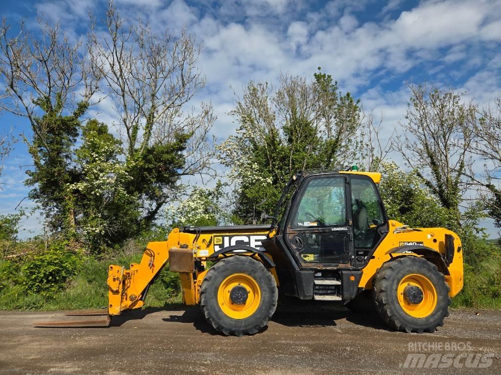 JCB 540-140 テレスコーピックハンドラー