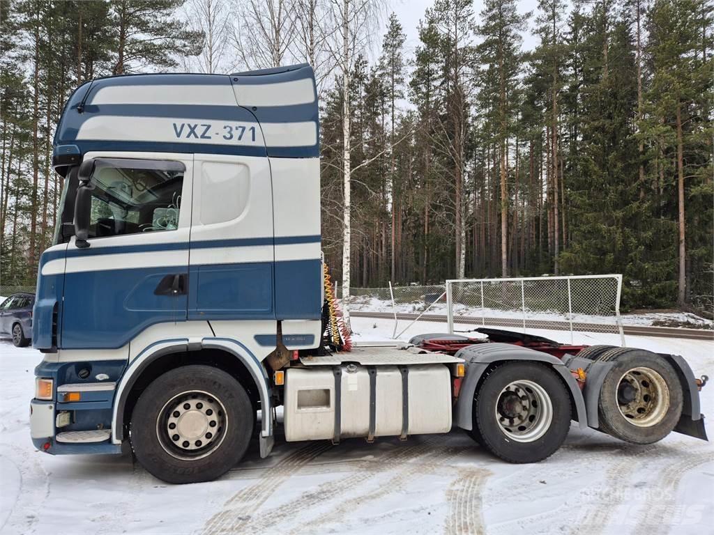 Scania R560 6x2 中古トラクターヘッド | トレーラーヘッド