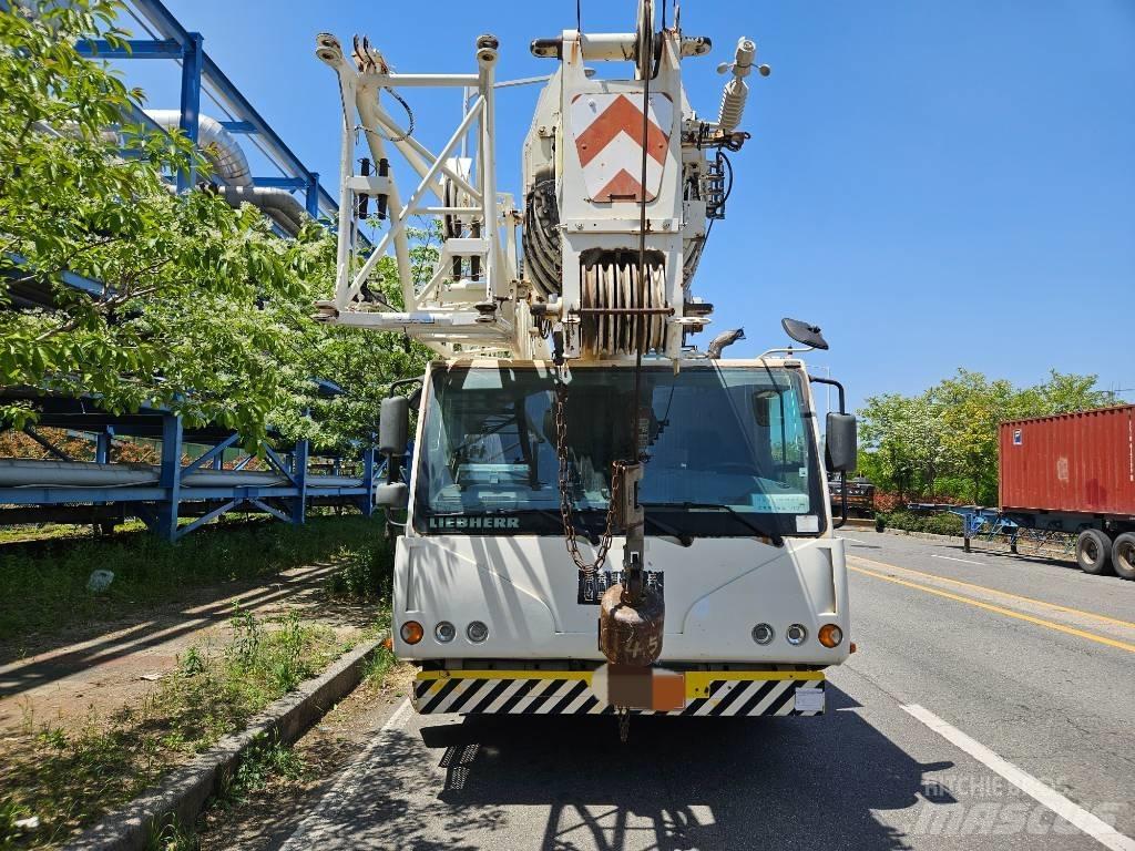 Liebherr LTM1055 オールテレーンクレーン