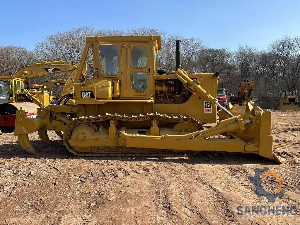 CAT D 8 K ブルドーザー