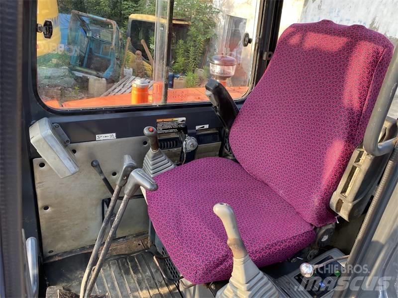 Doosan DX55 ミニ油圧ショベル 7t以下（ミニユンボ・ミニディガー）