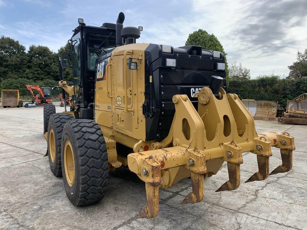 CAT 120 M 2 モーターグレーダー