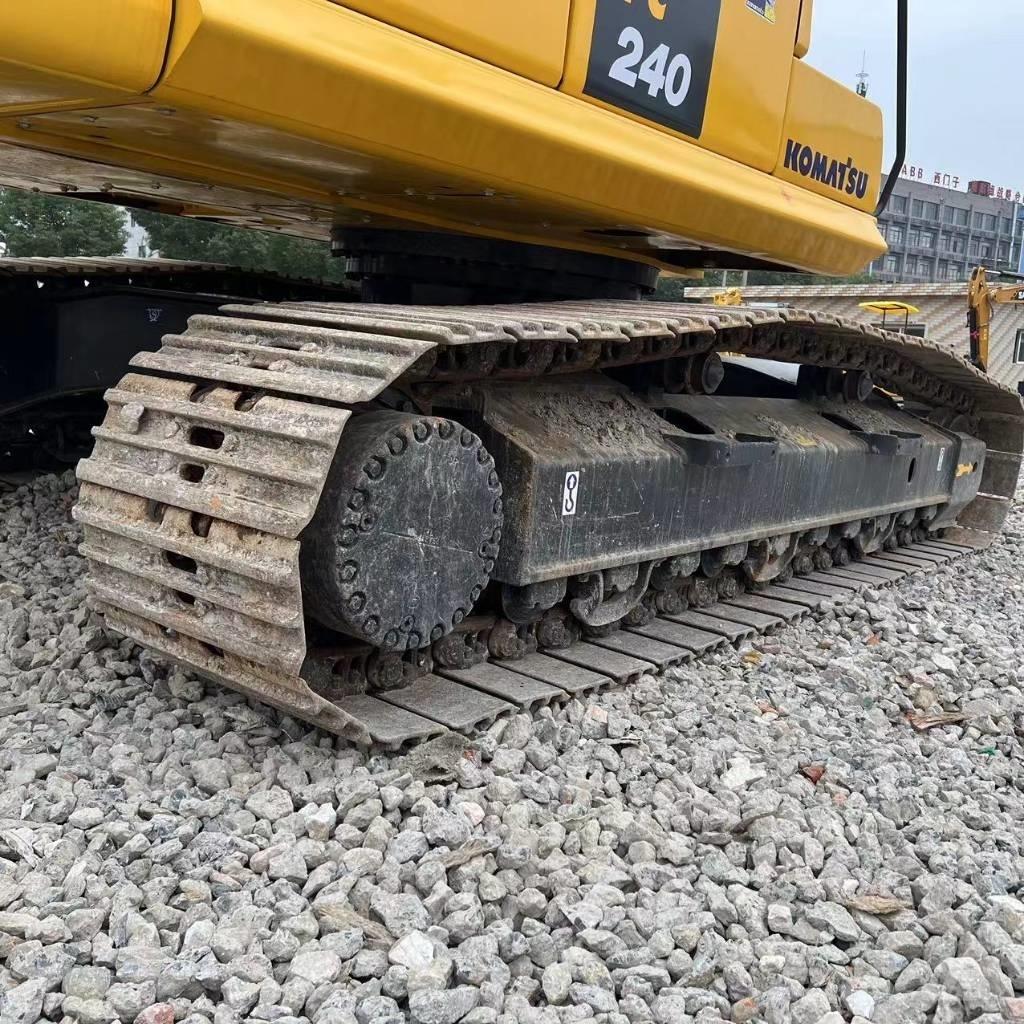 Komatsu PC 240 大型油圧ショベル12t以上（パワーショベル・ユンボ）
