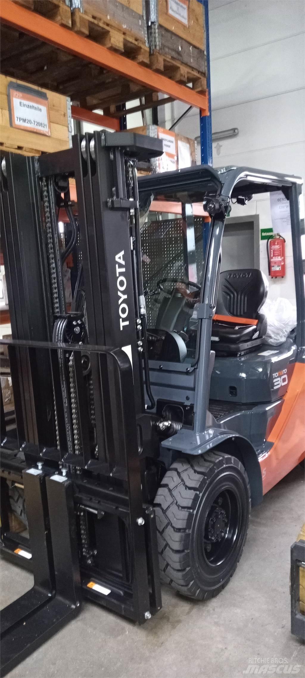 Toyota 52-8FDF30 ディーゼル・軽油