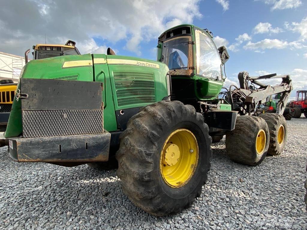 John Deere 1470 E ハーベスター