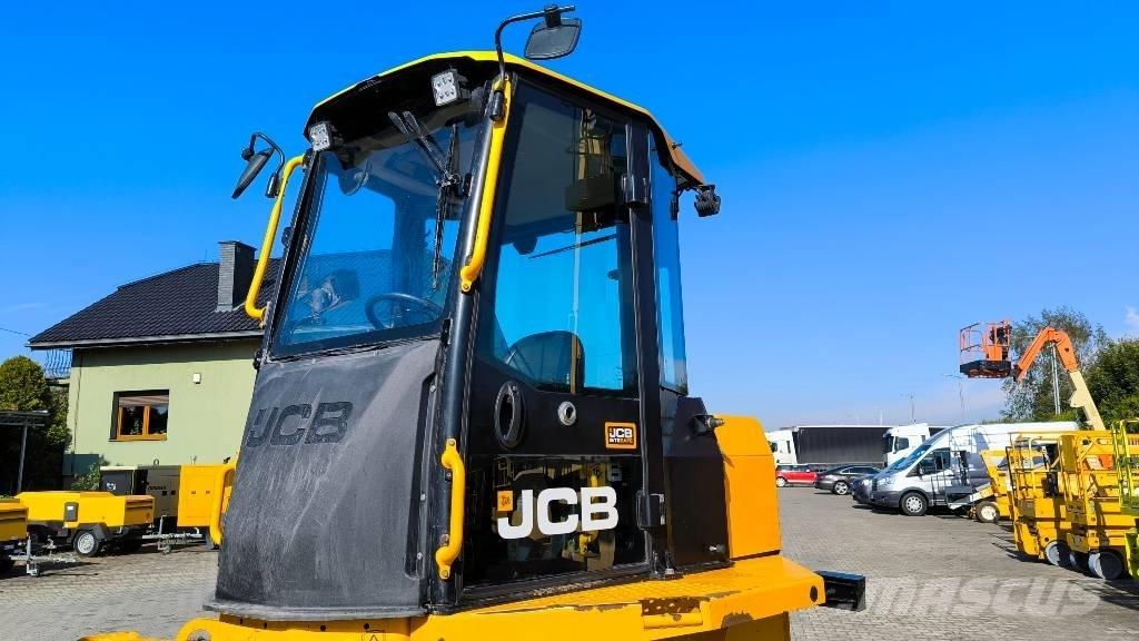 JCB 6 T FT サイト　ダンプ