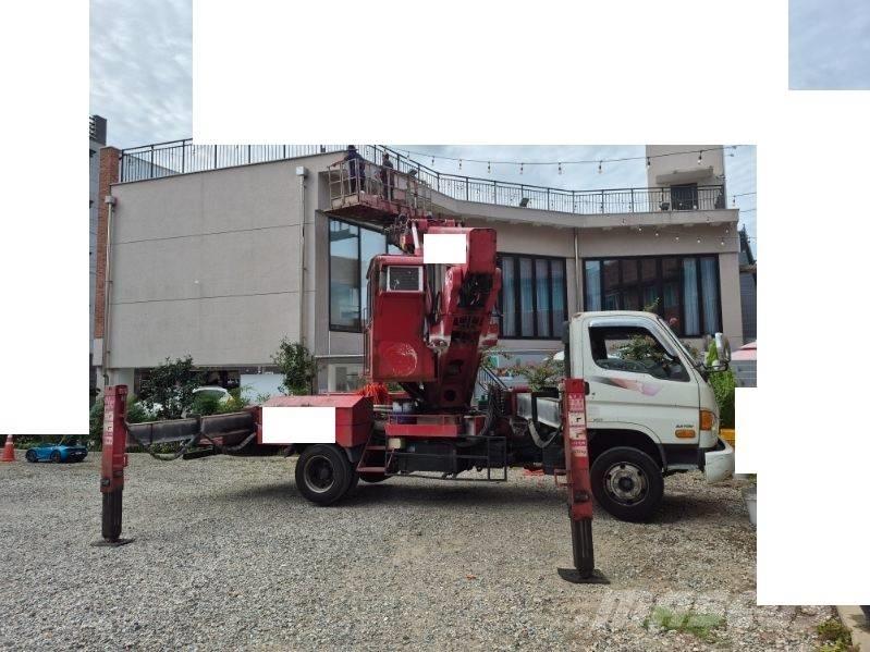 Hansin HS2750 トラック高所作業車