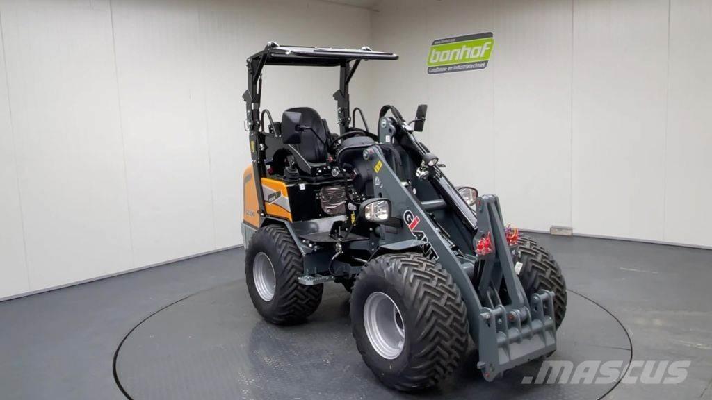 GiANT G2500 HD ホイールローダー・タイヤショベル
