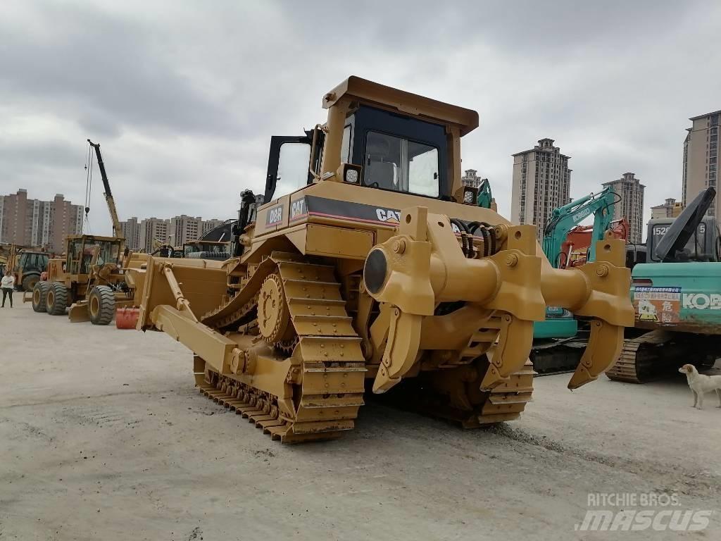 CAT D 8 R ブルドーザー