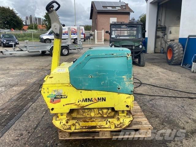 Ammann APH 110-95 プレートコンパクター