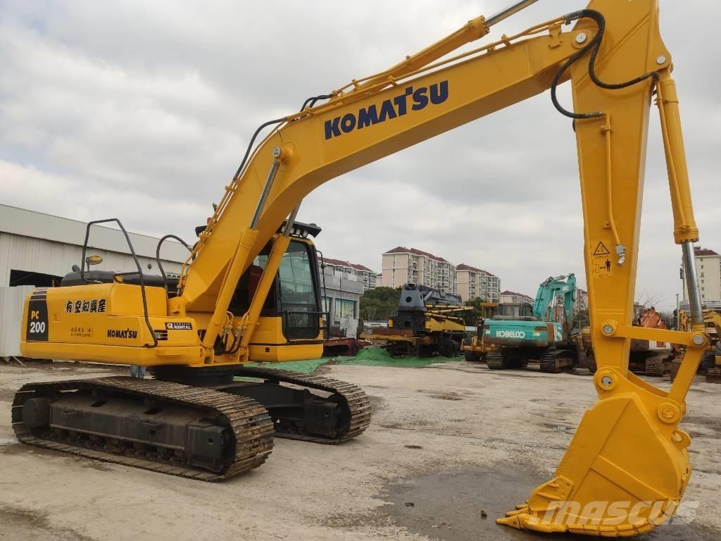 Komatsu PC 200-8 中型油圧ショベル 7ｔ-12ｔ（ユンボ・パワーショベル・バックホー）