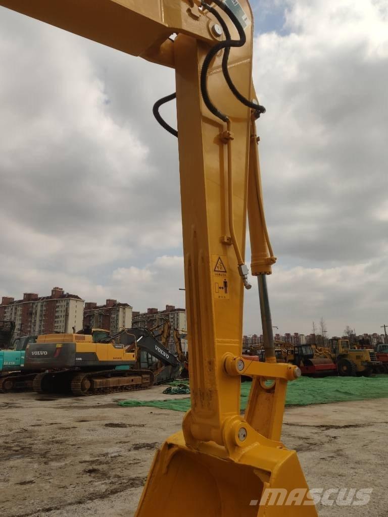 Komatsu PC 200-8 中型油圧ショベル 7ｔ-12ｔ（ユンボ・パワーショベル・バックホー）