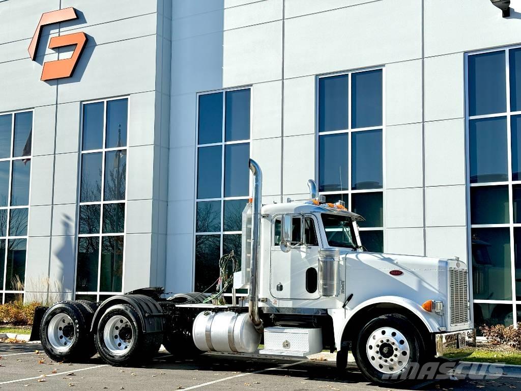 Peterbilt 379 中古トラクターヘッド | トレーラーヘッド