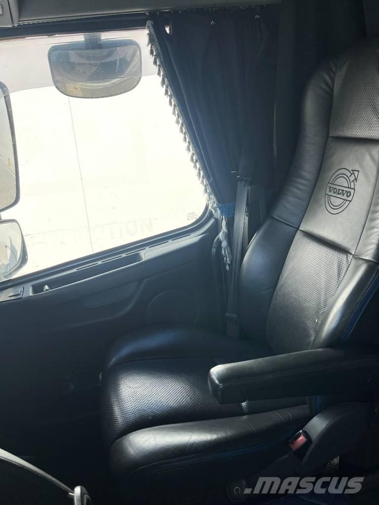 Volvo FH 12 中古トラクターヘッド | トレーラーヘッド