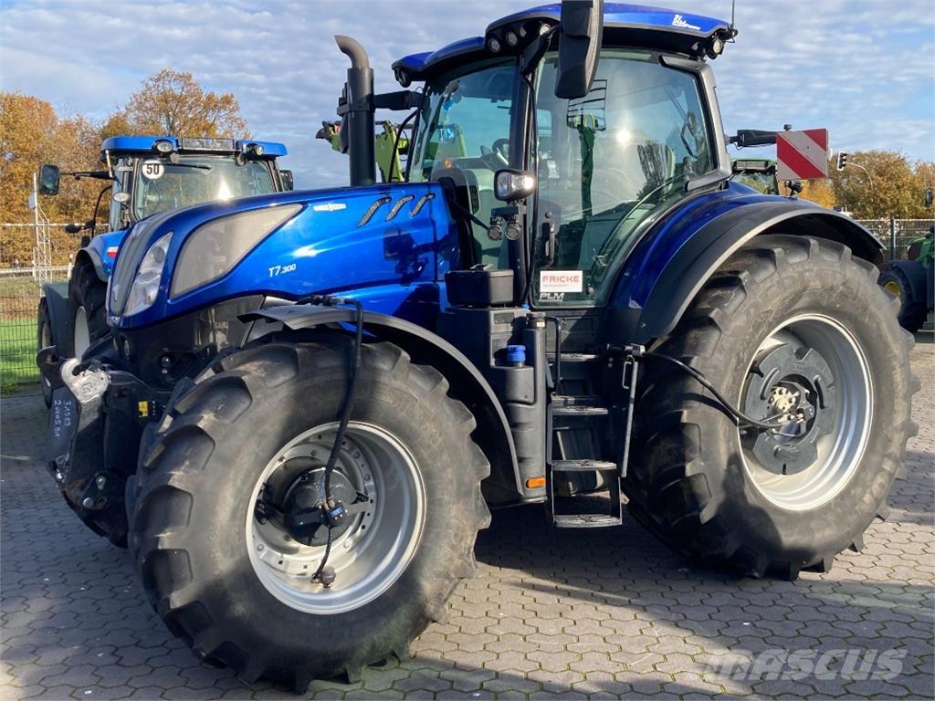 New Holland T7.300 トラクター