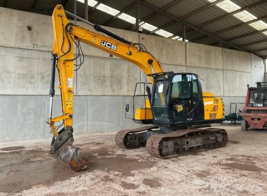 JCB JS 130 LC 大型油圧ショベル12t以上（パワーショベル・ユンボ）