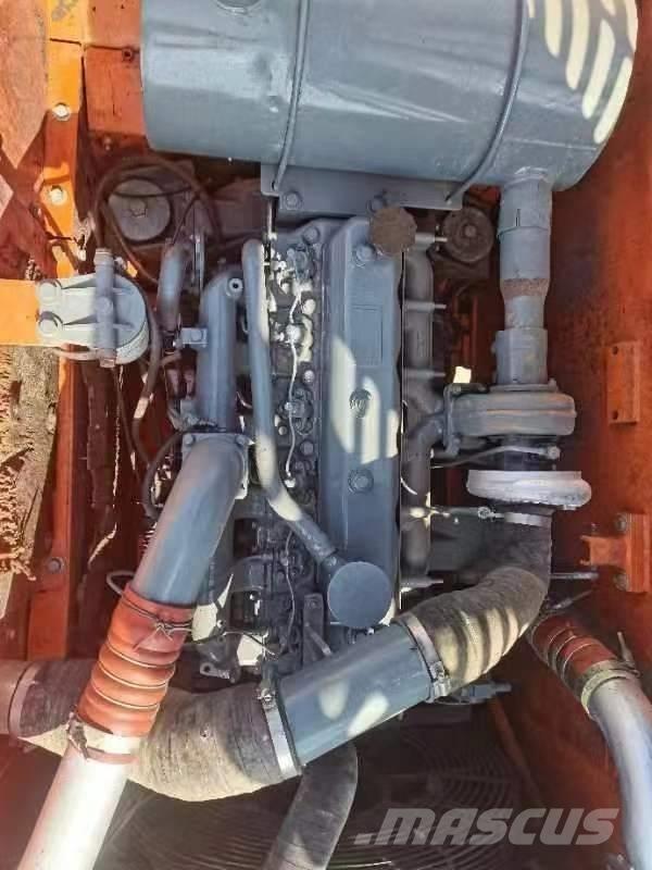 Doosan DX 225 大型油圧ショベル12t以上（パワーショベル・ユンボ）