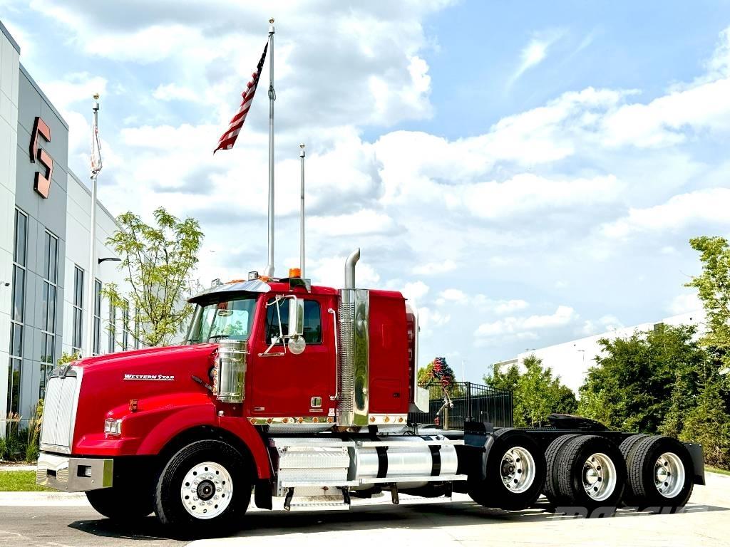Western Star 4900 SB 中古トラクターヘッド | トレーラーヘッド