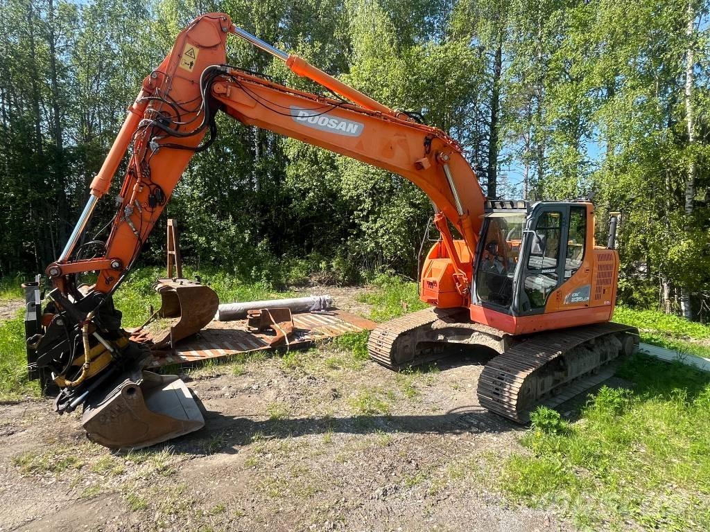 Doosan 235 LCR 大型油圧ショベル12t以上（パワーショベル・ユンボ）