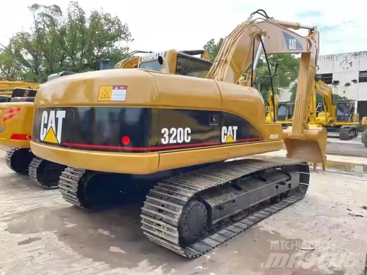 CAT CAT320C 中型油圧ショベル 7ｔ-12ｔ（ユンボ・パワーショベル・バックホー）