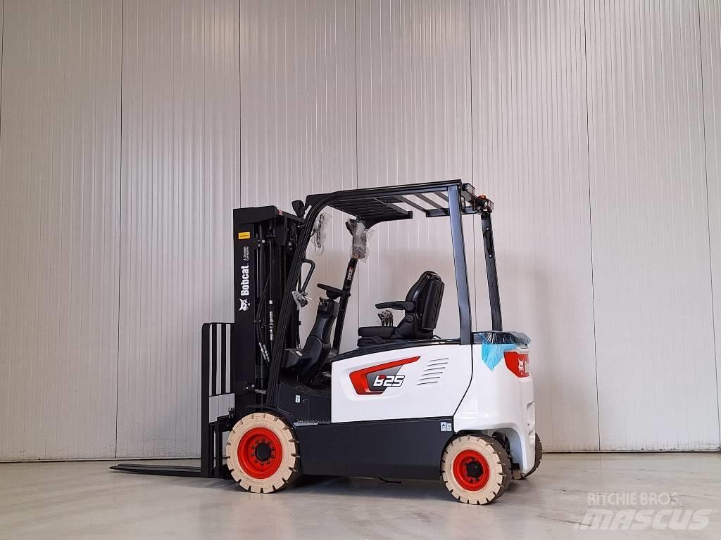 Bobcat B25X-7 PLUS バッテリーフォークリフト