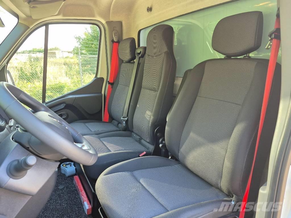 Renault Master ボックストラック