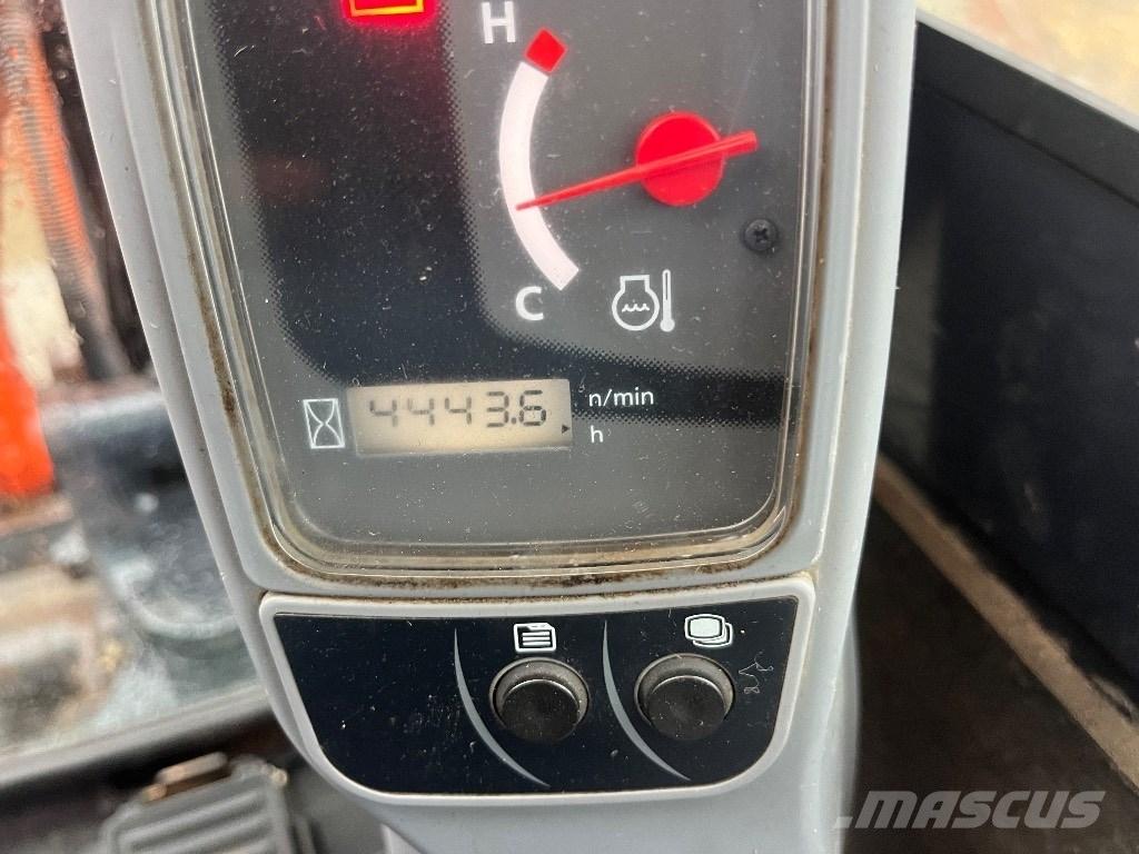 Kubota U 27-4 ミニ油圧ショベル 7t以下（ミニユンボ・ミニディガー）