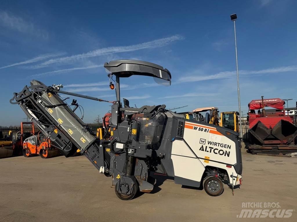 Wirtgen W 50 RI アスファルトコールドミリングマシーン
