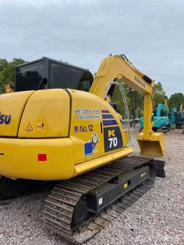 Komatsu PC 70-8 大型油圧ショベル12t以上（パワーショベル・ユンボ）