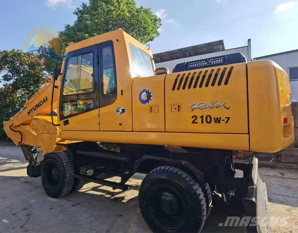 Hyundai R210w-7 ホイール式油圧ショベル（パワーショベル・ユンボ・バックホー）