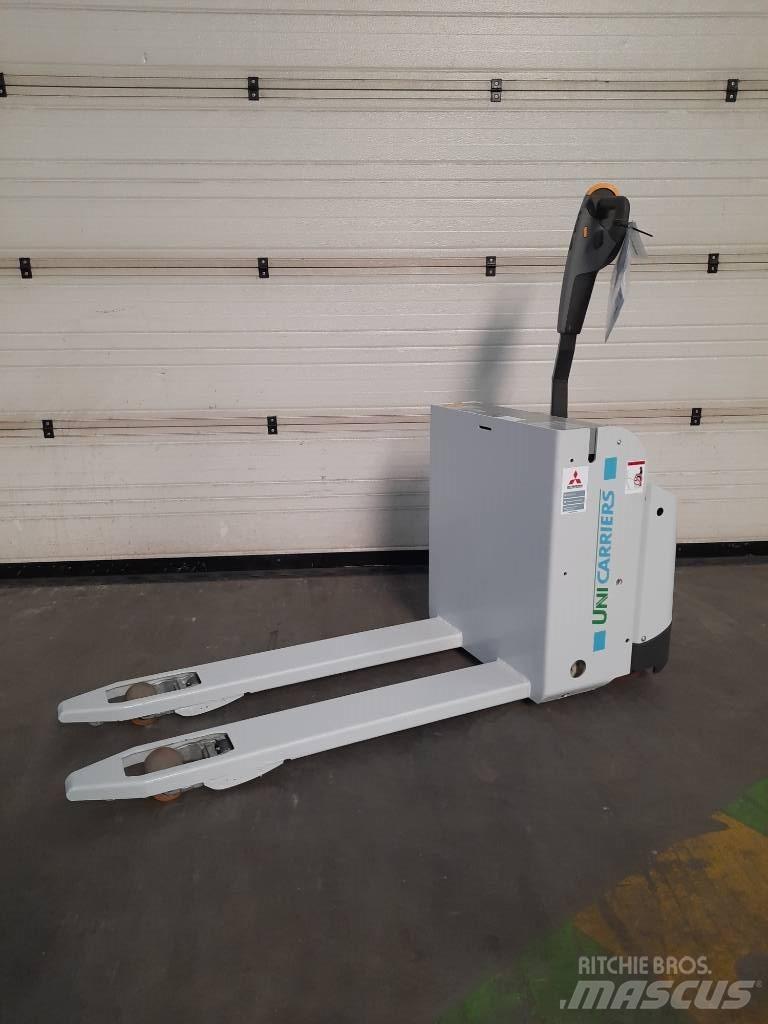 UniCarriers PLL180 ローリフト