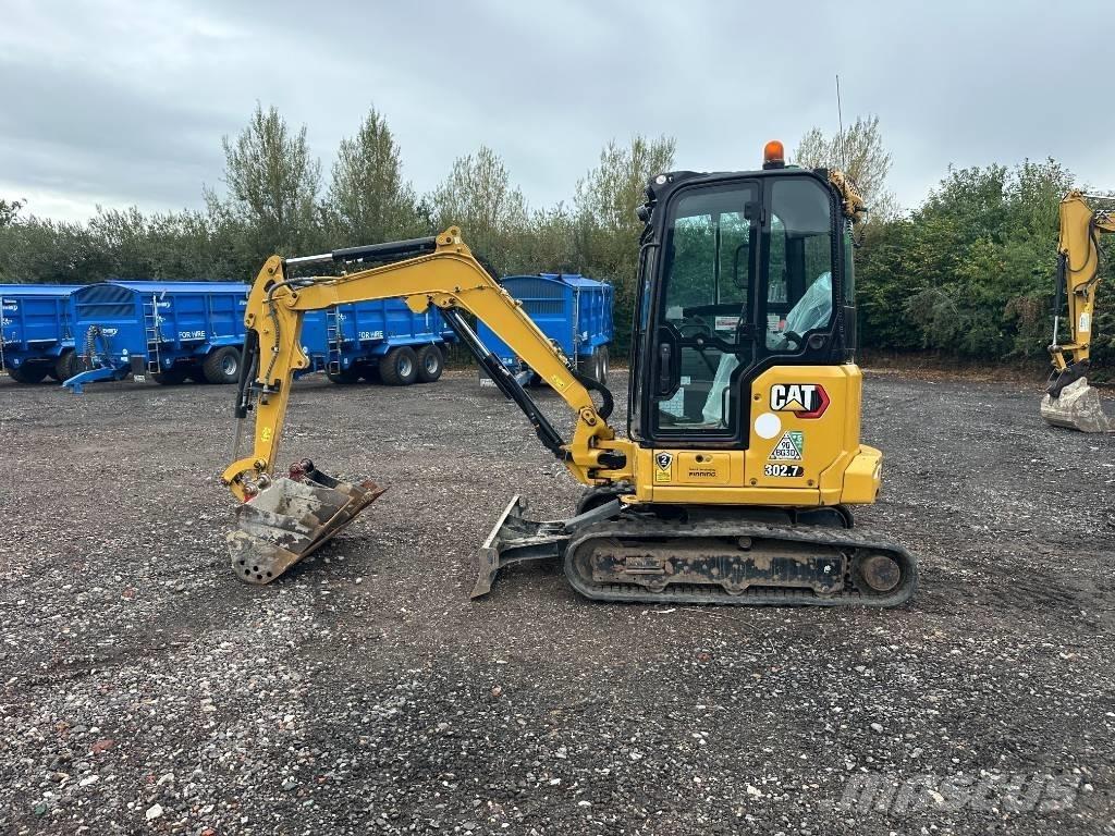 CAT 302.7 CR ミニ油圧ショベル 7t以下（ミニユンボ・ミニディガー）