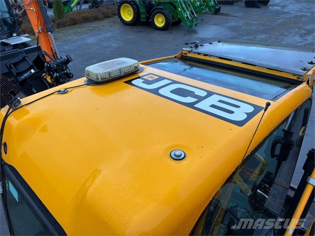 JCB JS145W T4i ホイール式油圧ショベル（パワーショベル・ユンボ・バックホー）